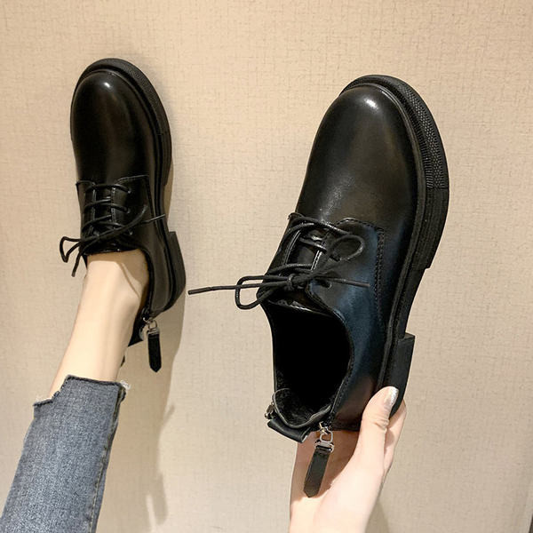 Model nou de pantofi de dama din imitatie din piele neagra cu fermoar