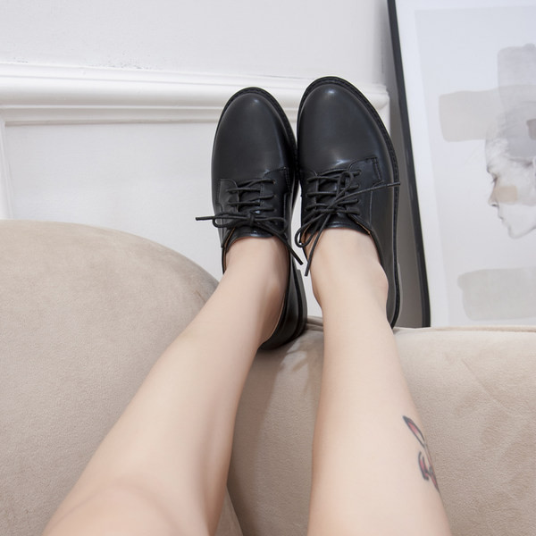 Pantofi casual dama din piele ecologica cu sireturi de culoare neagra