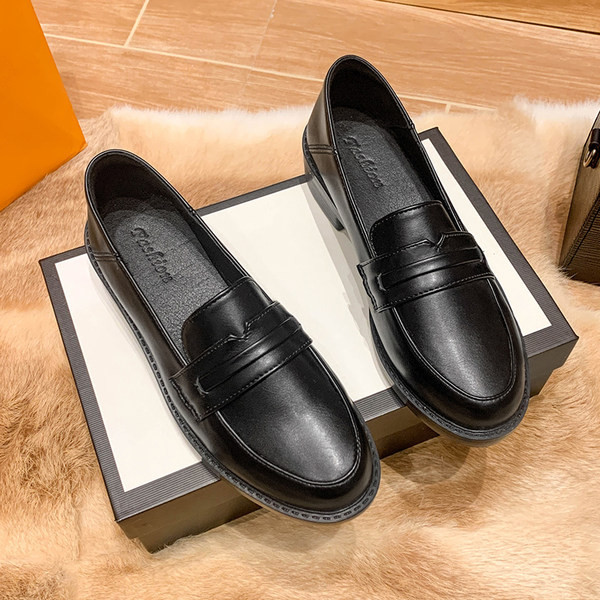 Pantofi dama casual din piele ecologica de culoare neagra mai multe modele