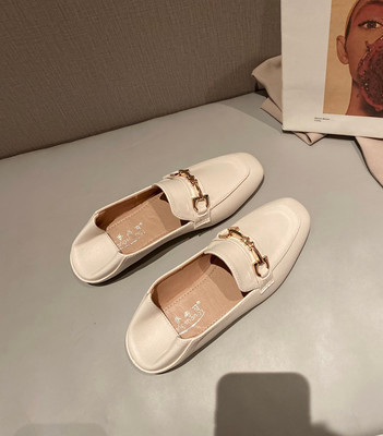 Mocasini casual dama cu element metalic - mai multe modele