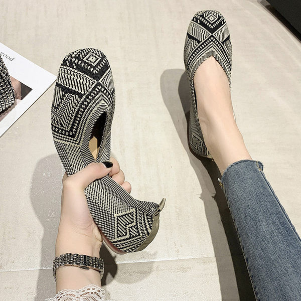 Pantofi casual de dama in rosu si negru cu talpa plata