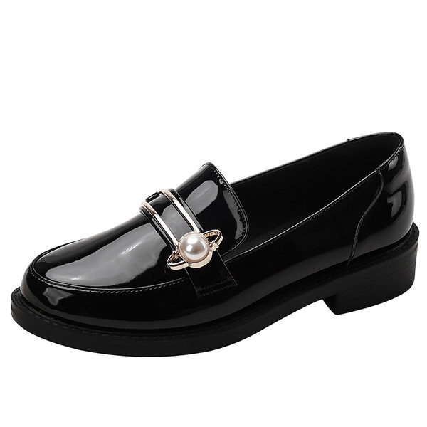 Model nou de pantofi casual dama de culoare neagra din piele ecologica