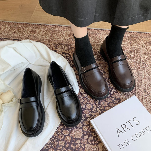 Pantofi casual de dama din imitatie de piele in negru si maro