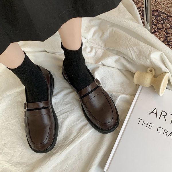 Pantofi casual de dama din imitatie de piele in negru si maro