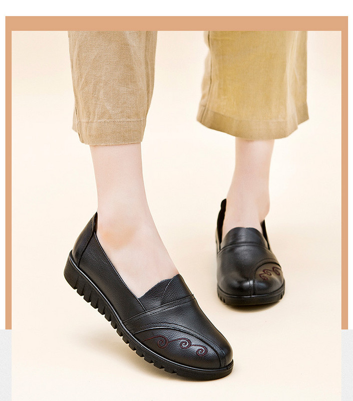 Pantofi de dama din piele cu talpa plate potriviti pentru primavara