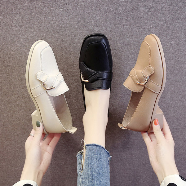 Pantofi de dama actuali din piele ecologica cu catarama