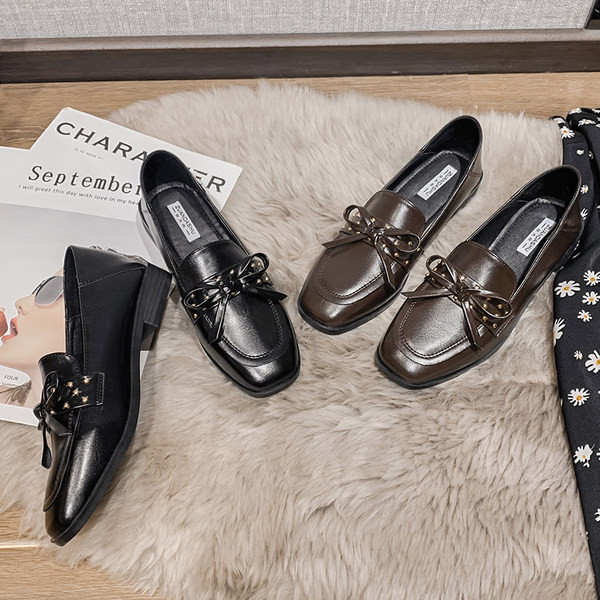 Pantofi de dama actuali cu panglica din piele ecologica