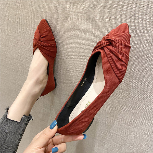 Model nou pantofi dama primavara model ascutit