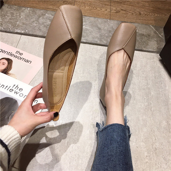 Model rotunjit de pantofi casual din piele ecologica