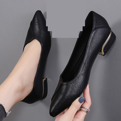 Pantofi de dama ascutit cu toc din imitatie de piele