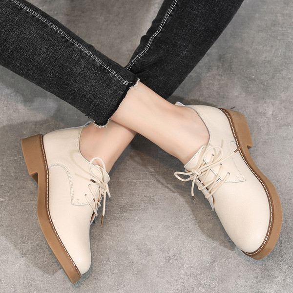 Pantofi de dama cu sireturi - mai multe modele