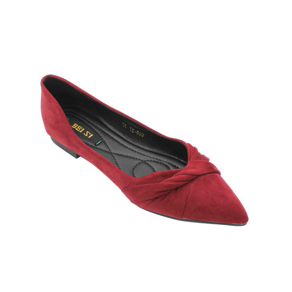 Jauns pavasara apavu modelis no eko zamšādas un plakanas zoles