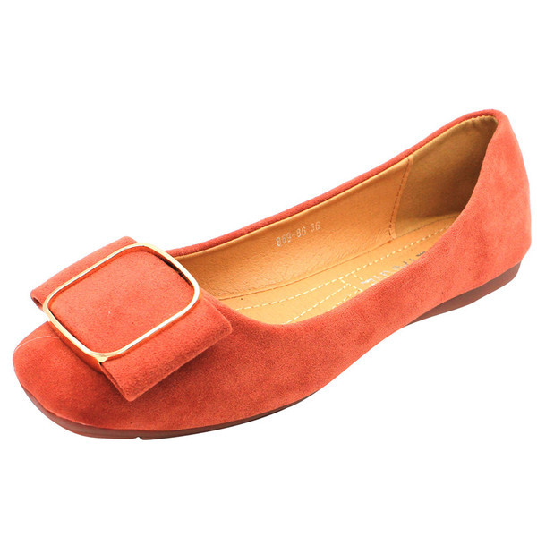 Modernas sieviešu pavasara kurpes ar sprādzi