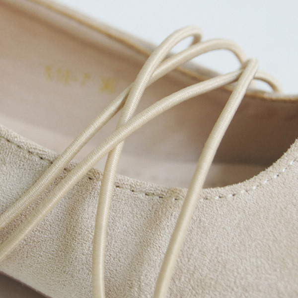 Sieviešu ikdienas apavi no eko zamšādas ar krusteniskām saitēm