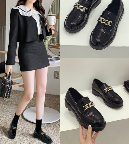 Pantofi casual dama cu decor metalic in negru