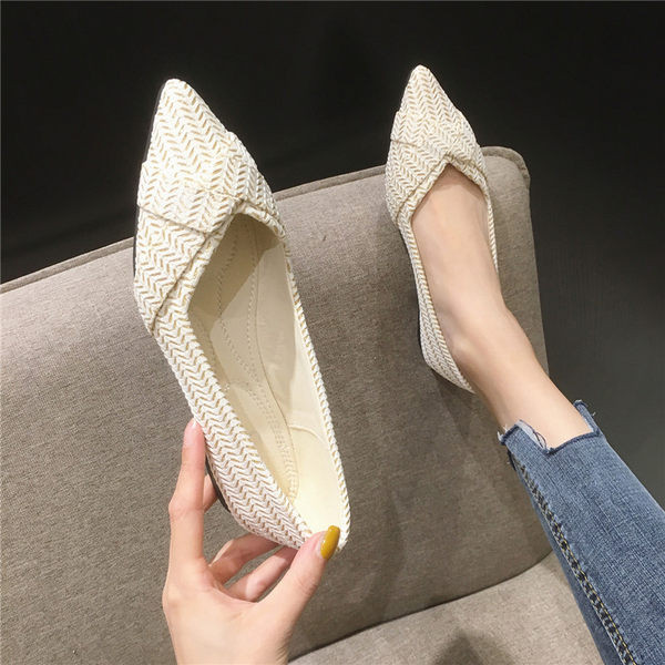 Jauna modeļa pavasara kurpes no tekstila smaila modeļa