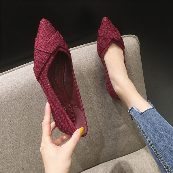 Jauna modeļa pavasara kurpes no tekstila smaila modeļa