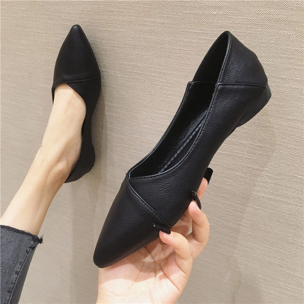 Sieviešu pavasara apavi no eko ādas smaila modeļa