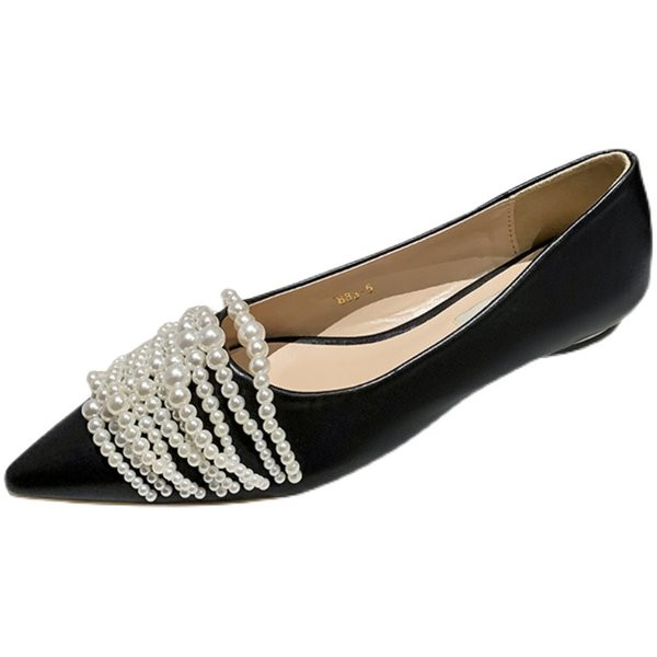 Jauna modeļa smailas kurpes ar pērļu rotājumu