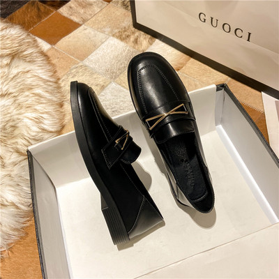 Sieviešu ikdienas ādas apavi - vairāki modeļi