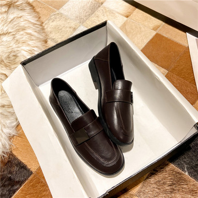 Sieviešu ikdienas ādas apavi - vairāki modeļi