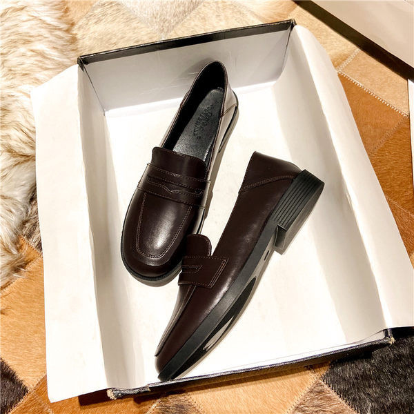 Sieviešu ikdienas ādas apavi - vairāki modeļi