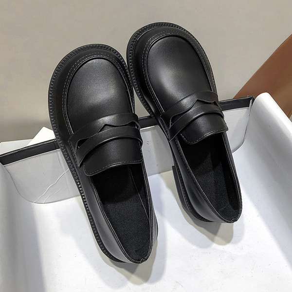 Sieviešu ikdienas ādas apavi melnā krāsā