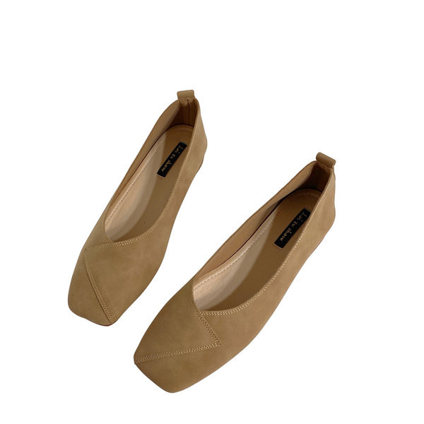 Pašreizējais sieviešu apavu vienkrāsains modelis