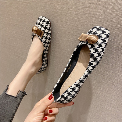 Pantofi textile casual cu decor metalic