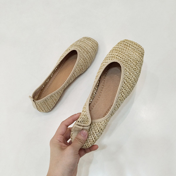 Vasaras ikdienas apavi no tīklveida auduma