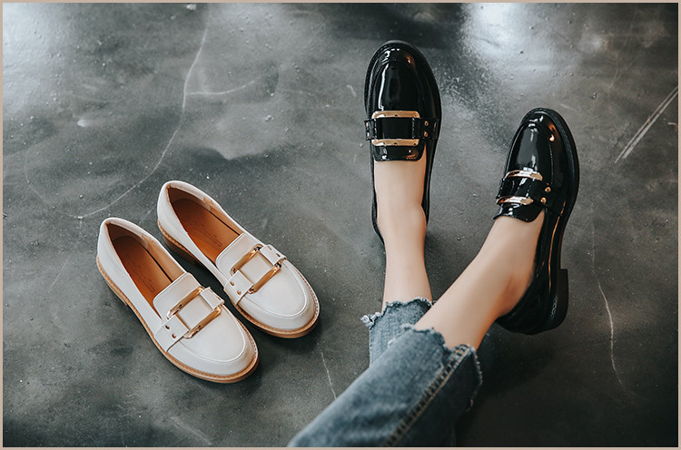 Mocasini casual de dama cu talpa plata si catarama metalica