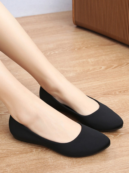 Sieviešu auduma noapaļotas kurpes