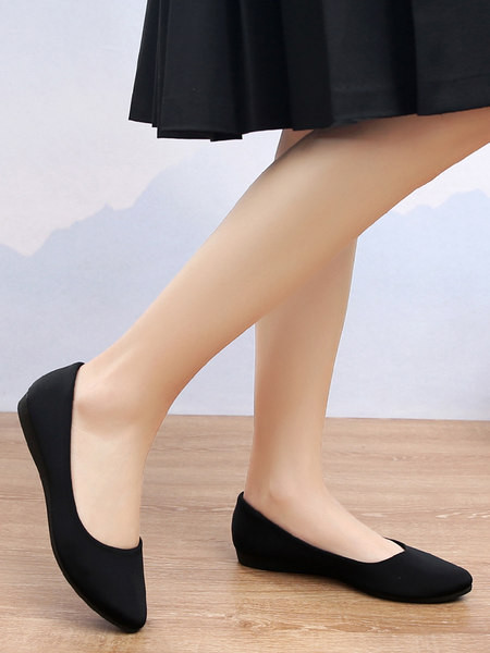 Sieviešu auduma noapaļotas kurpes