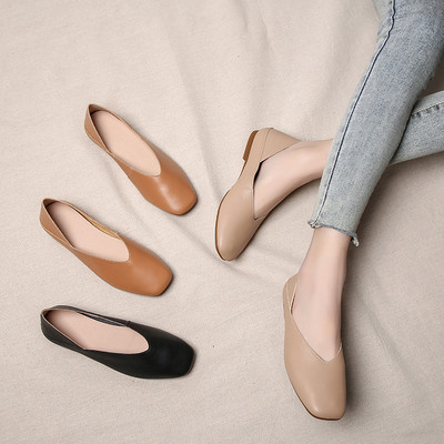 Sieviešu ādas apavu retro modelis