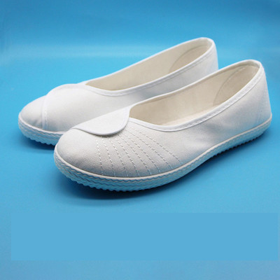 Moteriški drobiniai platforminiai batai