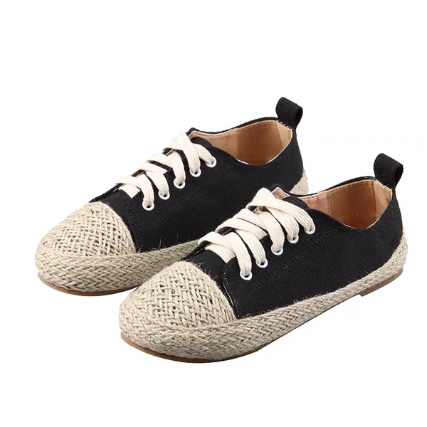 Ikdienas sieviešu apavi - divi modeļi