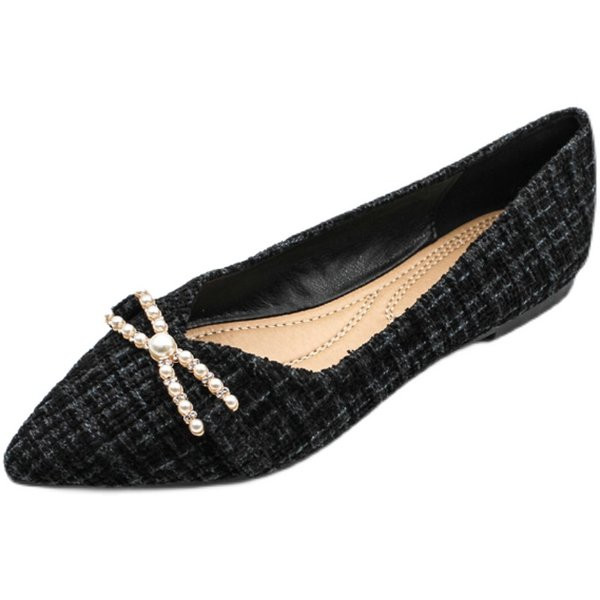 Aktuālās pavasara kurpes ar pērlēm