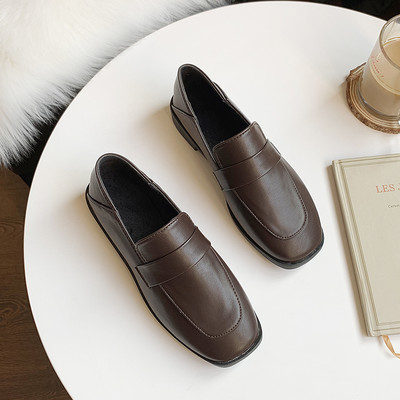 Sieviešu tīri apavi retro stilā