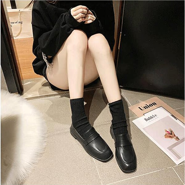 Sieviešu tīri apavi retro stilā