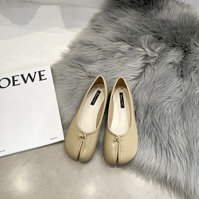 Sieviešu ikdienas apavu jauns modelis