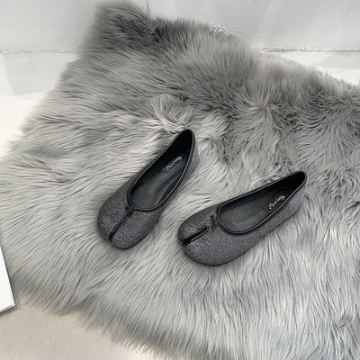 Sieviešu ikdienas apavu jauns modelis