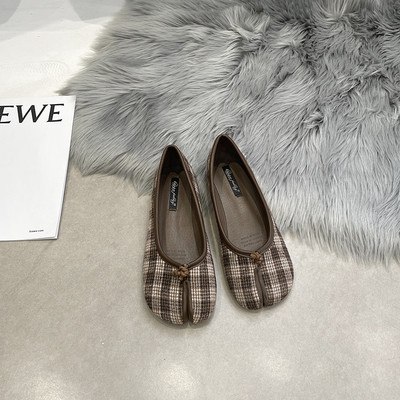 Sieviešu ikdienas apavu jauns modelis