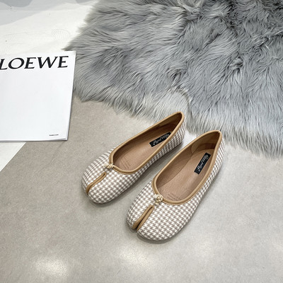 Sieviešu ikdienas apavu jauns modelis