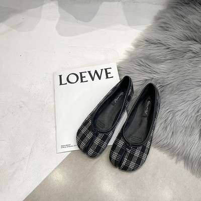 Sieviešu ikdienas apavu jauns modelis