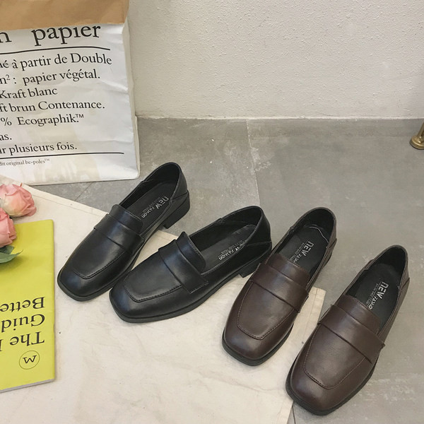 Sieviešu ādas apavi melnā un brūnā krāsā