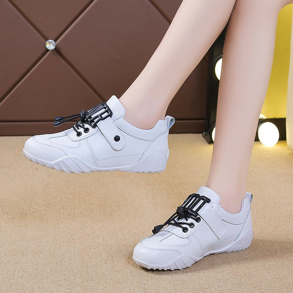 Sieviešu ikdienas apavi ar 3D uzrakstu un šņorēm