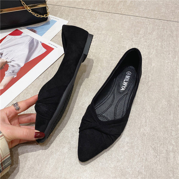 Ikdienas sieviešu apavi no eko zamšādas smaila modeļa