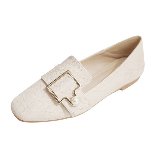 Sieviešu ikdienas apavi ar sprādzi