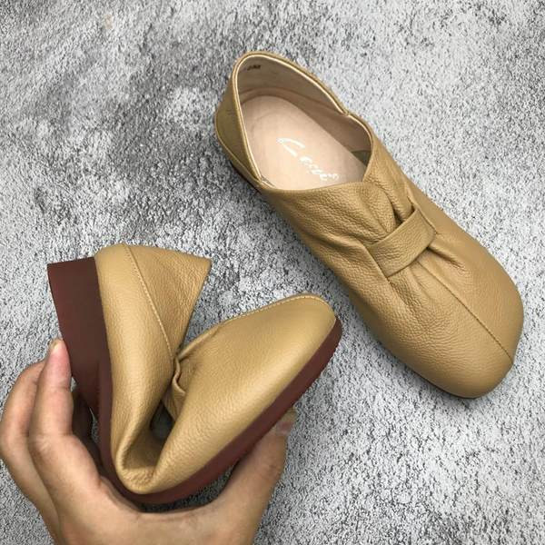 Sieviešu apavi no eko ādas divās krāsās