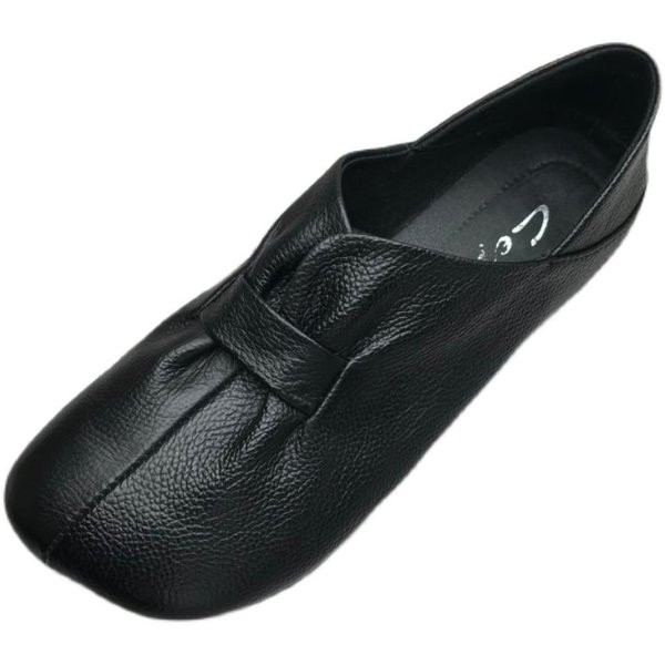 Sieviešu apavi no eko ādas divās krāsās